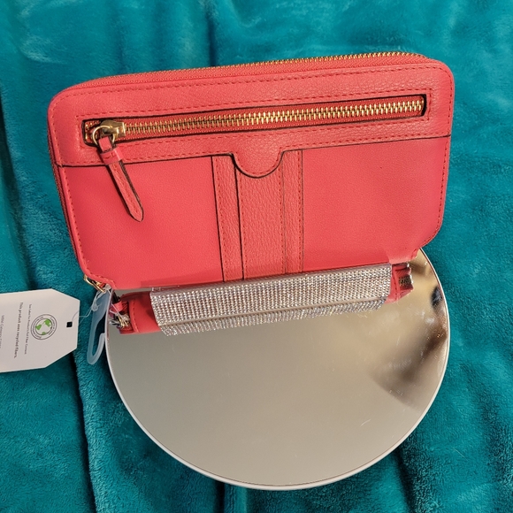 Nwt time and tru coral zippy wallet - Picture 1 of 4